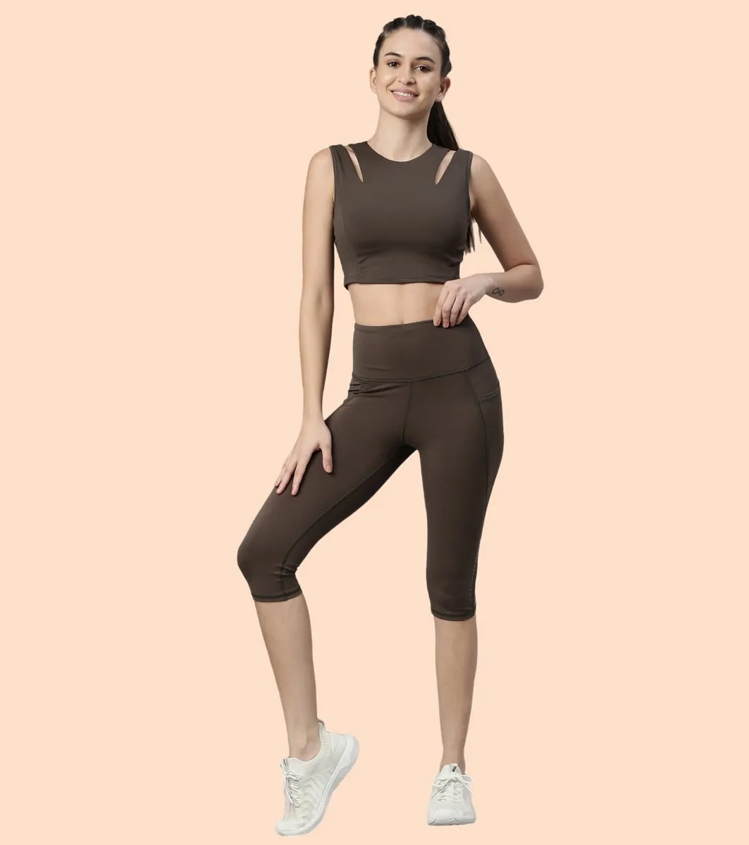 Active Capri Legging| Dry Fit Active Capri Legging With Reflective Graphic