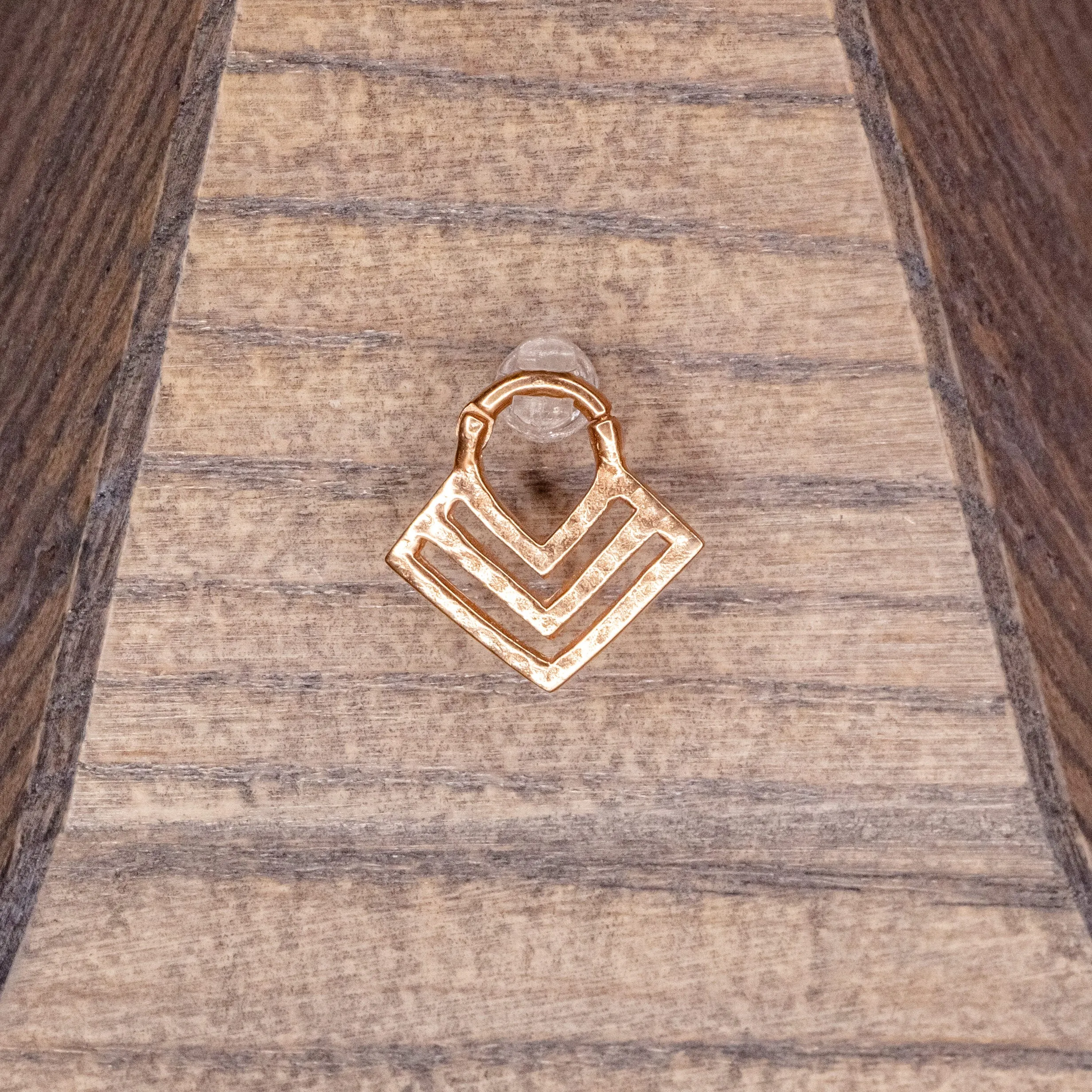 Chevron Clicker-14g 5/16" -Rose Gold Plated