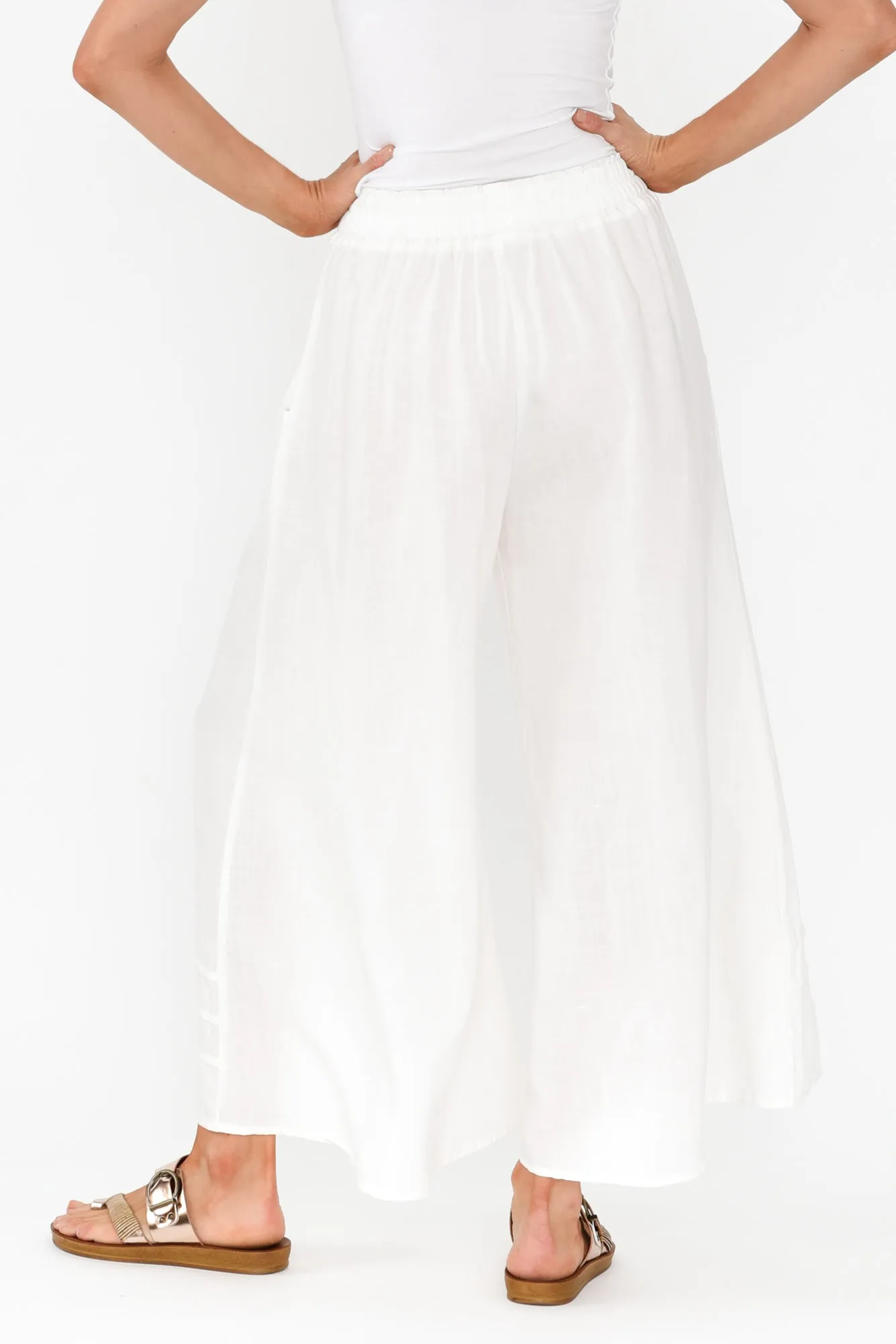 Kaleo White Cropped Pocket Pants