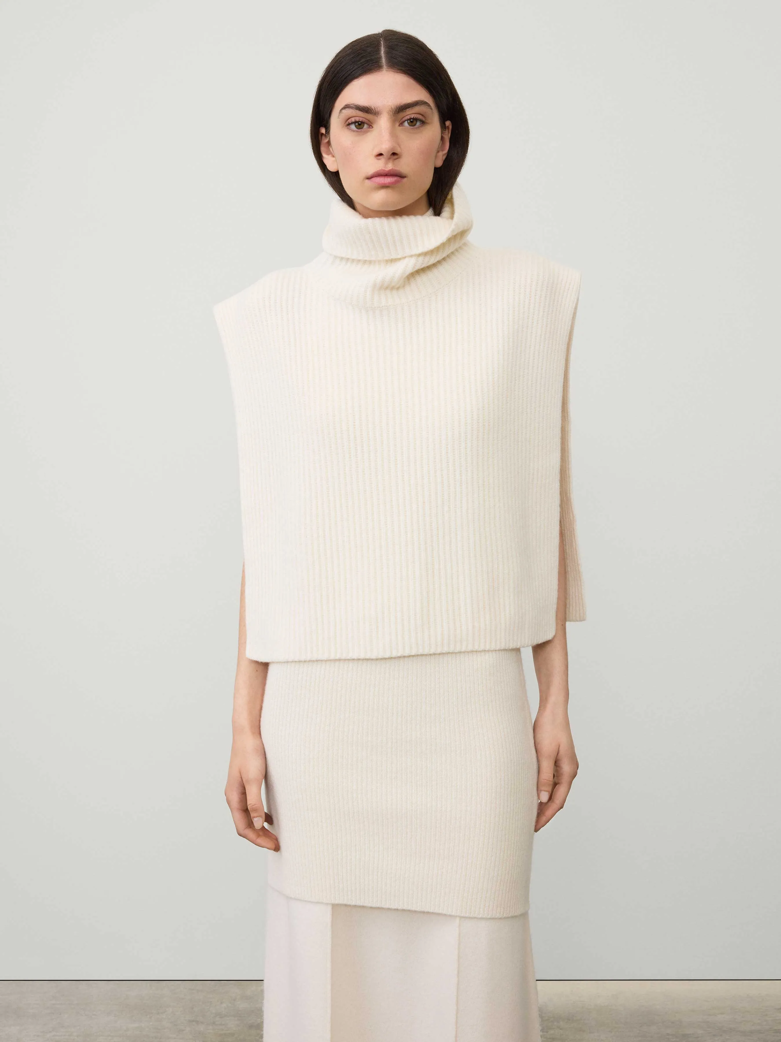 The Magda Open Vest